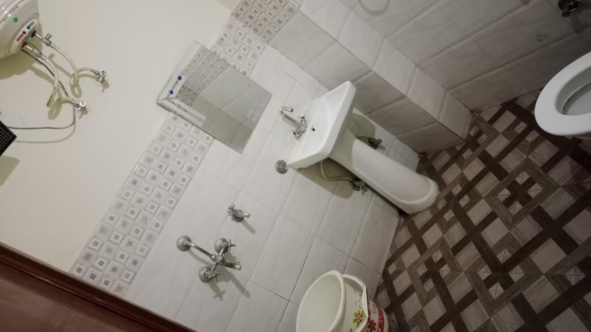 Hotel New Apple Rose Chandigarh Near Railway Station Dariya Uco Bank Ke Pass Zewnętrze zdjęcie